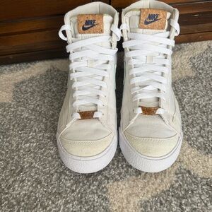 Nike Blazer ‘77 Mid Indigo Women’s White Floral Embroidered Canvas High Top 7